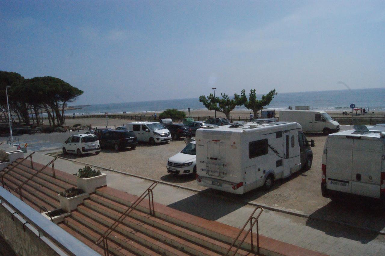 Apartamentos Irta Playa Alcossebre Екстериор снимка